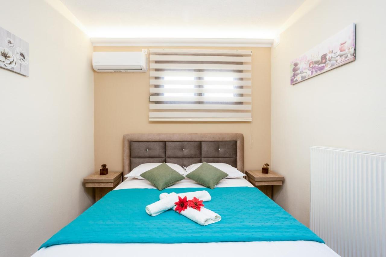 Twinstars Apartment With Courtyard And View Kalyves Polygyrou ภายนอก รูปภาพ